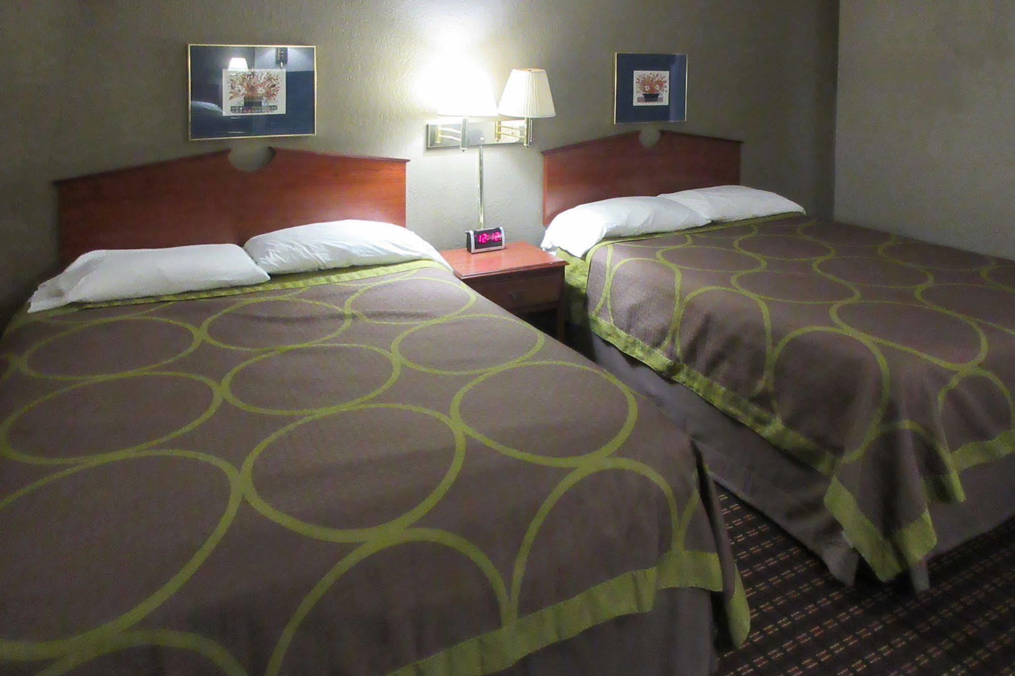 Rodeway Inn Saint Joseph Eksteriør billede
